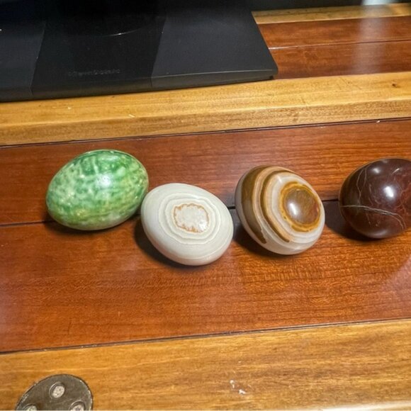 Vintage Marble Alabaster Onyx Home Decor Eggs Hand carved - Picture 6 of 16